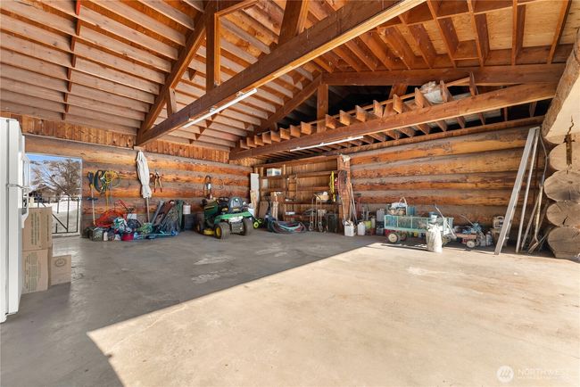Garage | Image 28