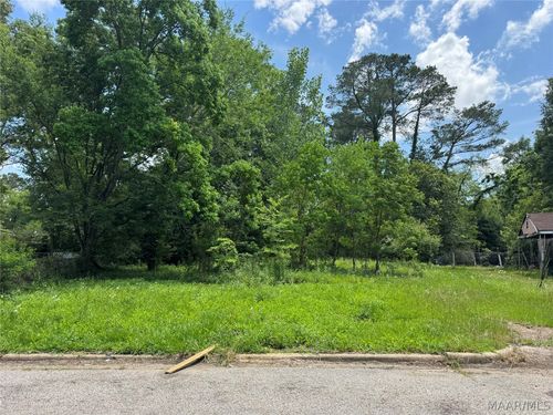 72 W Clover Ln, Montgomery, AL, 36105-2810 | Card Image