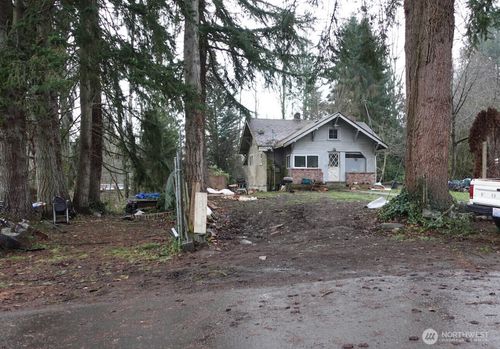 2427 S Lake Stevens Rd, Lake Stevens, WA, 98258-5609 | Card Image