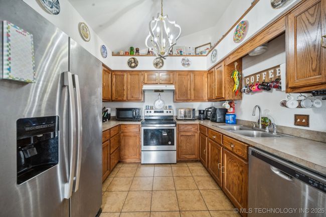 393074 E 1150 Rd, House other with 3 bedrooms, 2 bathrooms and null parking in Weleetka OK | Image 14