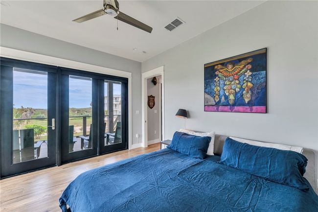 Primary bedroom. | Image 20