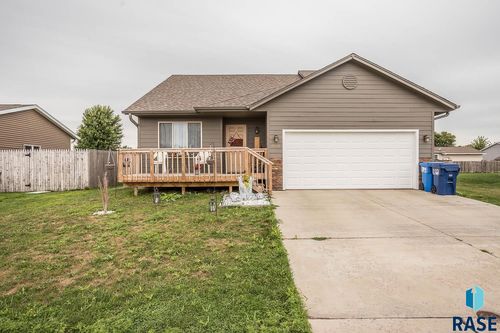 2513 Pampas Grass Ave, Sioux Falls, SD, 57107 | Card Image