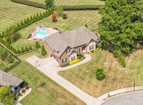 82 Deer Run Rd, Cross Plains, TN, 37049-4780 | Card Image