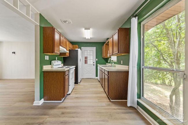 4936 Springhill Dr, House other with 3 bedrooms, 2 bathrooms and 1 parking in Pensacola FL | Image 7