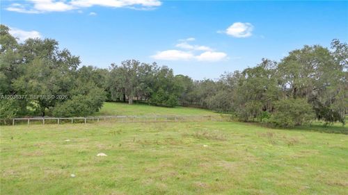 XXXXX Micro Racetrack Rd, FRUITLAND PARK, FL, 34731-5164 | Card Image