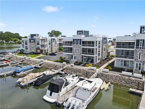 512-2602 S Waterside Ct, Lakeside Marblehead, OH, 43440-9117 | Card Image
