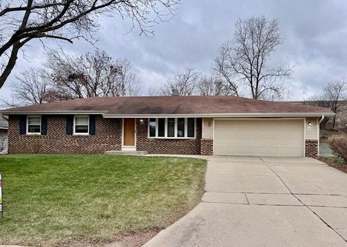 1017 Somerset Drive, JANESVILLE, WI, 53546 | Card Image