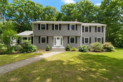 45 Woodbury Ln, North Andover, MA, 01845-4709 | Card Image