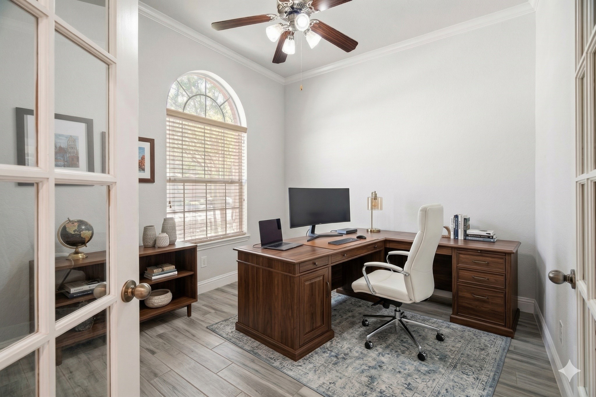 Residential in Lantana 5