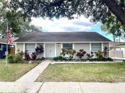 3301 Russett Dr, TAMPA, FL, 33618-1307 | Card Image