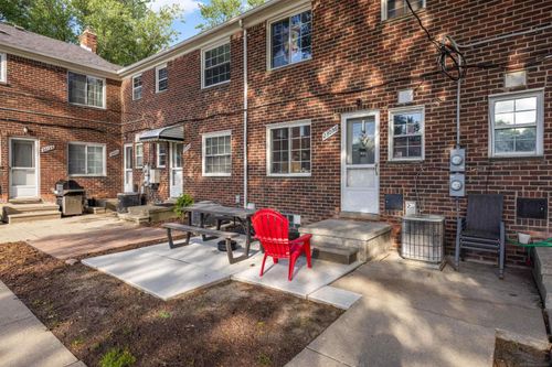 23056 Gary Ln, Saint Clair Shores, MI, 48080-2174 | Card Image