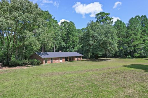 60A E Second Ave, Bay Springs, MS, 39422-8811 | Card Image