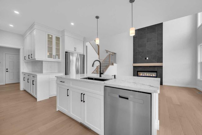 211 Chelsea Park, House other with 3 bedrooms, 3 bathrooms and 6 parking in Chestermere AB | Image 11