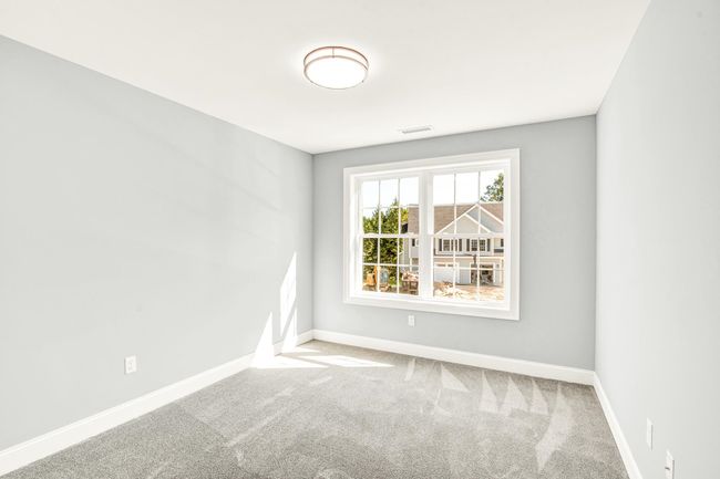 2-2 - 11-2 Porch Light Dr, Condo with 3 bedrooms, 3 bathrooms and null parking in Dover NH | Image 18