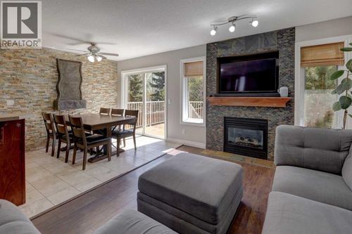 15 Parklane Dr, Strathmore, AB, T1P1C2 | Card Image