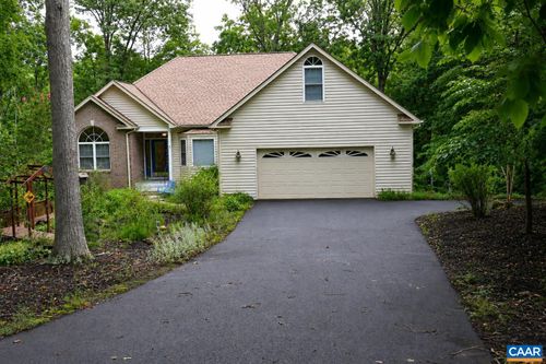 3 Nutwood Cir, PALMYRA, VA, 22963-2849 | Card Image