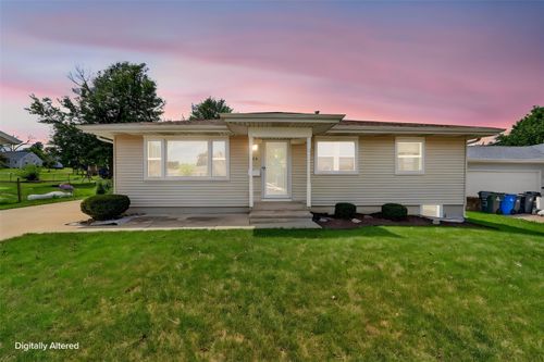2512 Mallory St Sw, Cedar Rapids, IA, 52404-4112 | Card Image