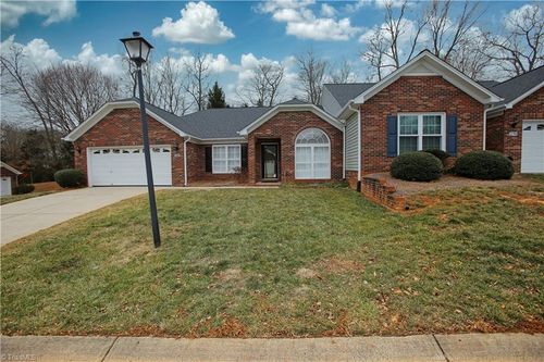 282 Miller Pointe Circle, Winston Salem, NC, 27106 | Card Image