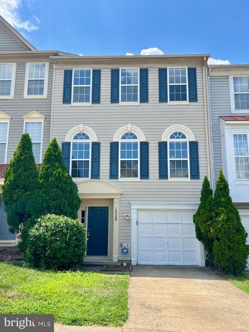 15720 Palermo Ter, WOODBRIDGE, VA, 22191-4287 | Card Image