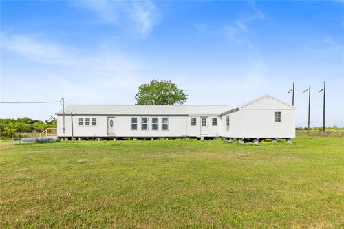 7171 Breezewood Dr, Iola, TX, 77861-4477 | Card Image