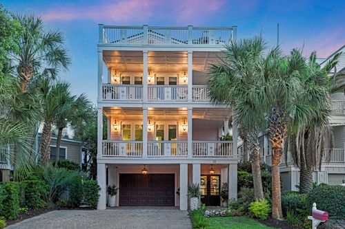 12 Ocean Point Dr, Isle of Palms, SC, 29451-3851 | Card Image