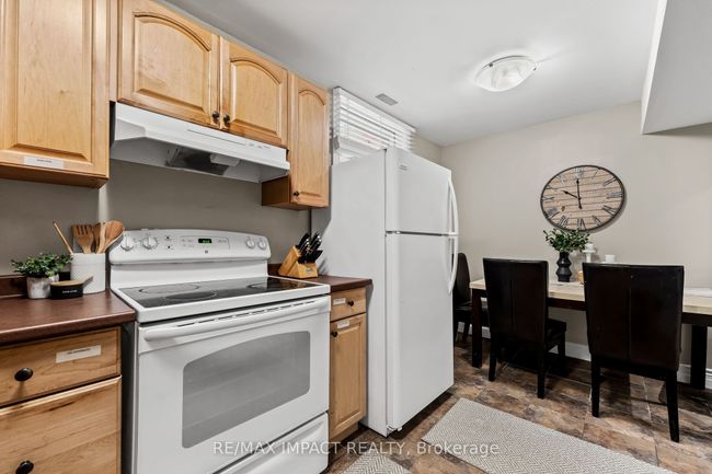 1158 Weller St, House other with 6 bedrooms, 2 bathrooms and 4 parking in Peterborough ON | Image 29