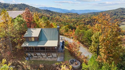 3209 Grouse Ridge Rd, Sevierville, TN, 37862 | Card Image
