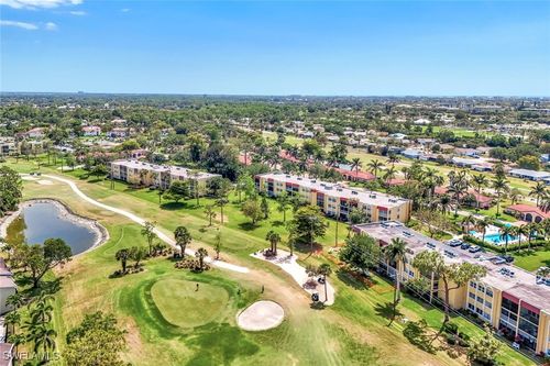 apt-201-1084 Forest Lakes Dr, NAPLES, FL, 34105-2207 | Card Image