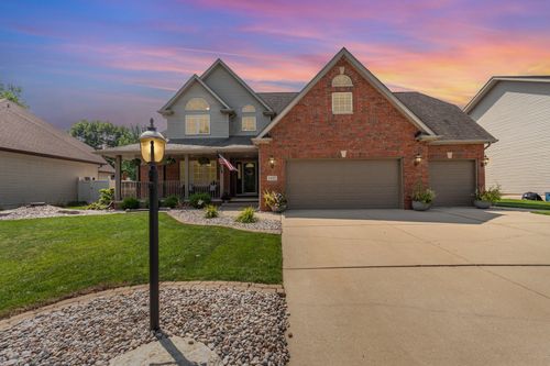 1492 Knighthood Dr, Dyer, IN, 46311 | Card Image