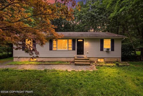 8867 Kings Way, Kunkletown, PA, 18058-1714 | Card Image