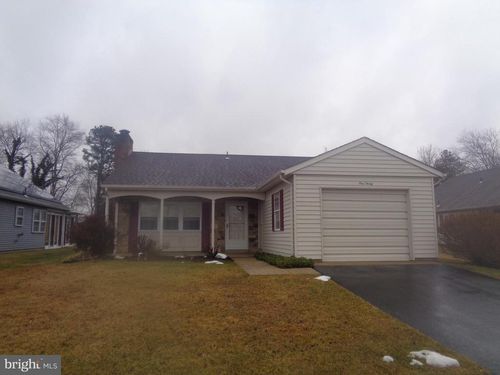 130 Dorchester Dr, Southampton, NJ, 08088-1133 | Card Image