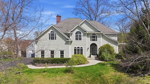 12 White Pine Rd, Amherst, MA, 01002-3469 | Card Image