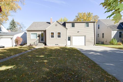 308 Merriam Avenue S, Thief River Falls, MN, 56701 | Card Image