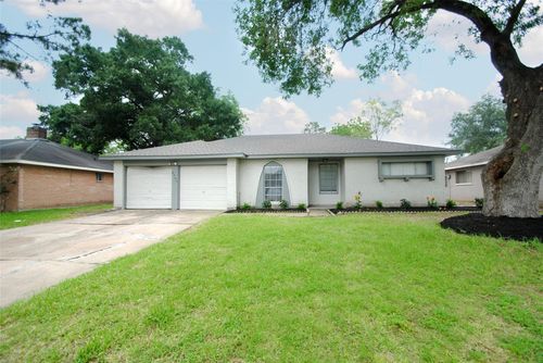 6706 Castleview Ln, Missouri City, TX, 77489-2617 | Card Image