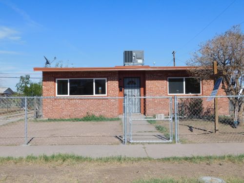 8308 Capitan Cir, El Paso, TX, 79904-2829 | Card Image