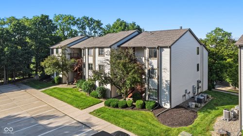 unit-b-8140 Shorewalk Drive, Indianapolis, IN, 46236 | Card Image