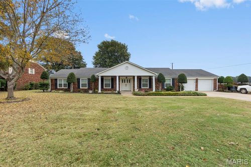 102 Westgate Ave, Kennett, MO, 63857-1536 | Card Image