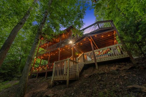 126 Brookwood Dr, Blue Ridge, GA, 30513-3598 | Card Image