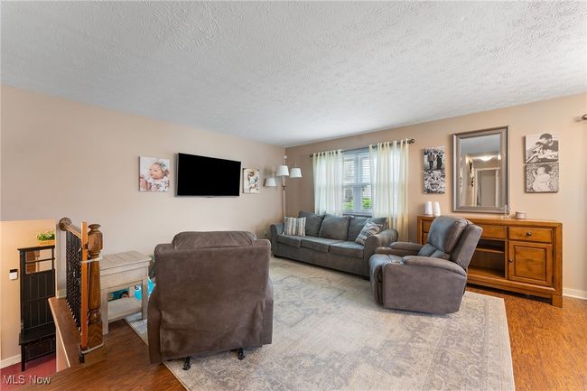 649 Wendemere Dr, House other with 4 bedrooms, 2 bathrooms and null parking in Hubbard OH | Image 9