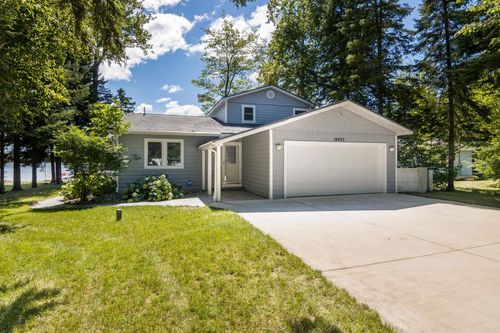14455 Birch Pointe Dr, Kewadin, MI, 49648-9087 | Card Image