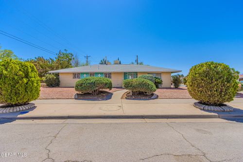 9700 Cosmos Ave, El Paso, TX, 79925-4608 | Card Image