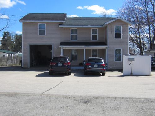 5 Howard St, Pembroke, NH, 03275-1211 | Card Image