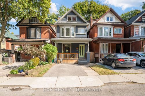 11 Lorne Ave, Hamilton, ON, L8M2X5 | Card Image