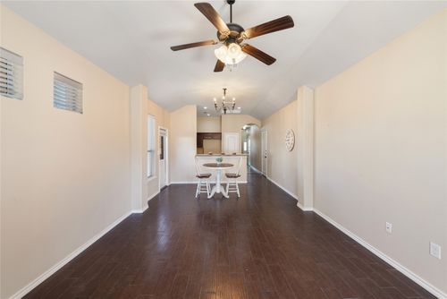 101 Creekside Villa Dr, Kyle, TX, 78640-6440 | Card Image