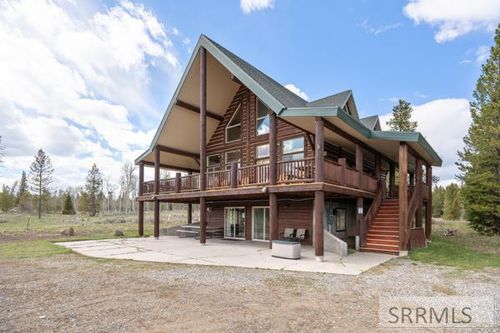 3300 Lariat Rd, Island Park, ID, 83429 | Card Image