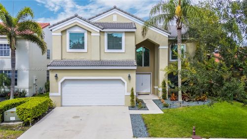 325 Cameron Dr, Weston, FL, 33326-3516 | Card Image