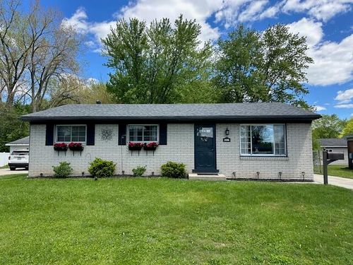 381 Norma St, Westland, MI, 48186-3821 | Card Image