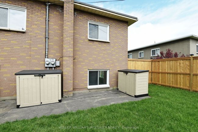 384 Tremblay Rd, Home with 5 bedrooms, 2 bathrooms and 6 parking in Ottawa ON | Image 24