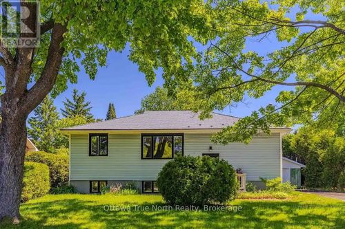 35 Tauvette Street, Ottawa, ON, K1B3A1 | Card Image