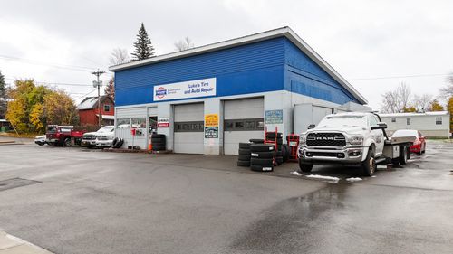 206 Park St, Tupper Lake, NY, 12986-1827 | Card Image